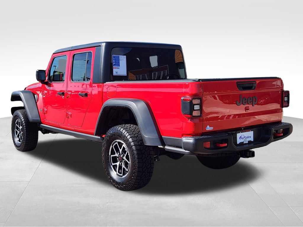 Used 2024 Jeep Gladiator Rubicon w/ Convenience Group AWD/4WD image 3