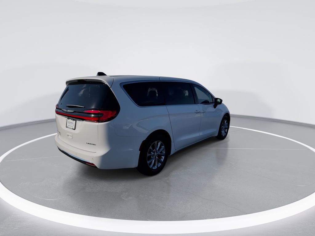 New 2026 Chrysler Pacifica Limited w/ Uconnect Theater Family Group FWD image 8
