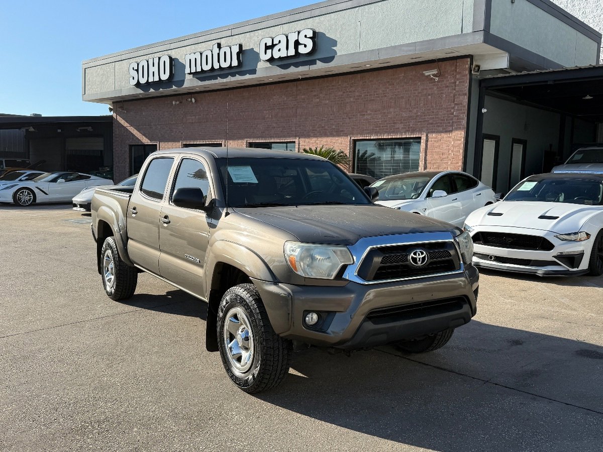 Used 2013 Toyota Tacoma PreRunner w/ SR5 Pkg image 2