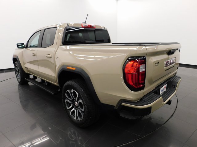 Used 2024 GMC Canyon AT4 w/ AT4 Premium Package image 12