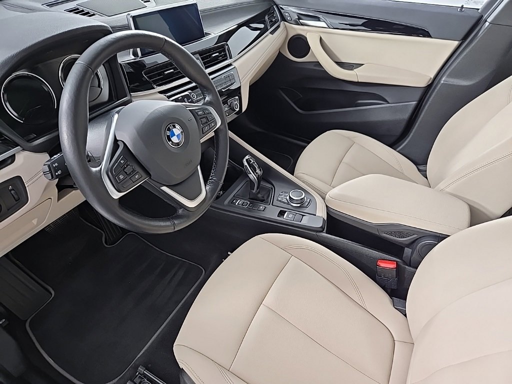 Used 2021 BMW X1 xDrive28i w/ Convenience Package image 13