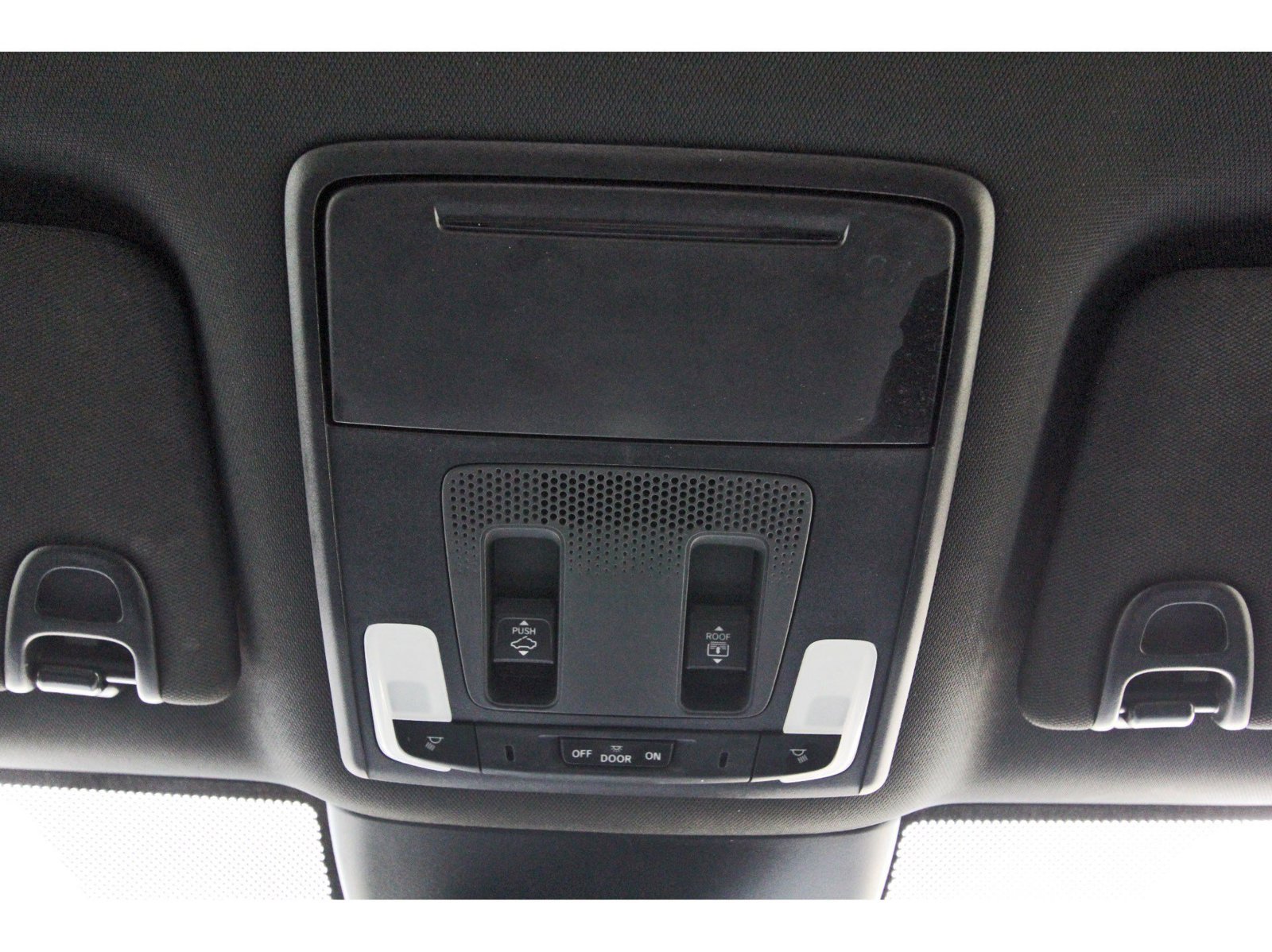 Used 2024 Honda Pilot TrailSport image 25
