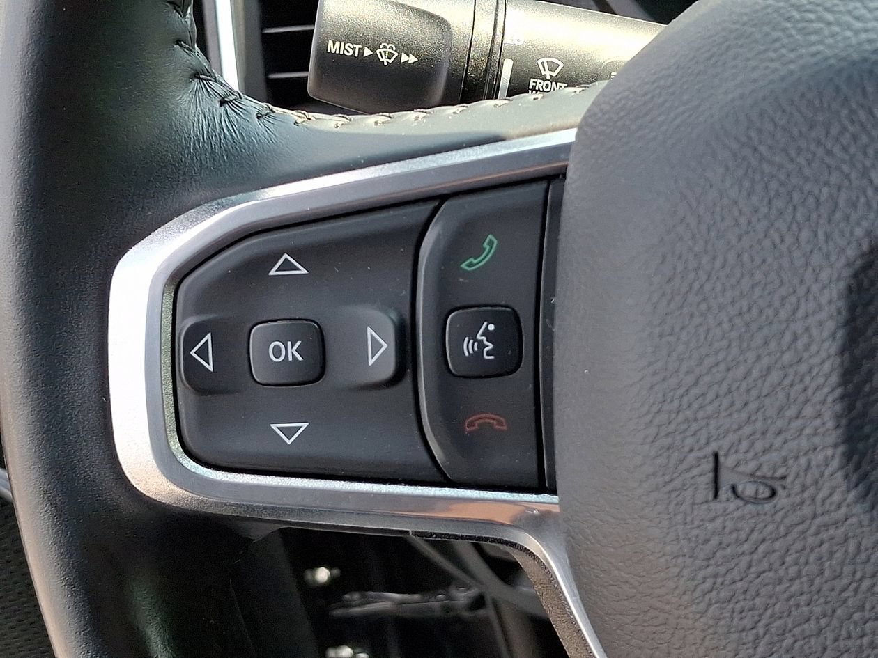 Used 2023 RAM 1500 Laramie AWD/4WD image 19