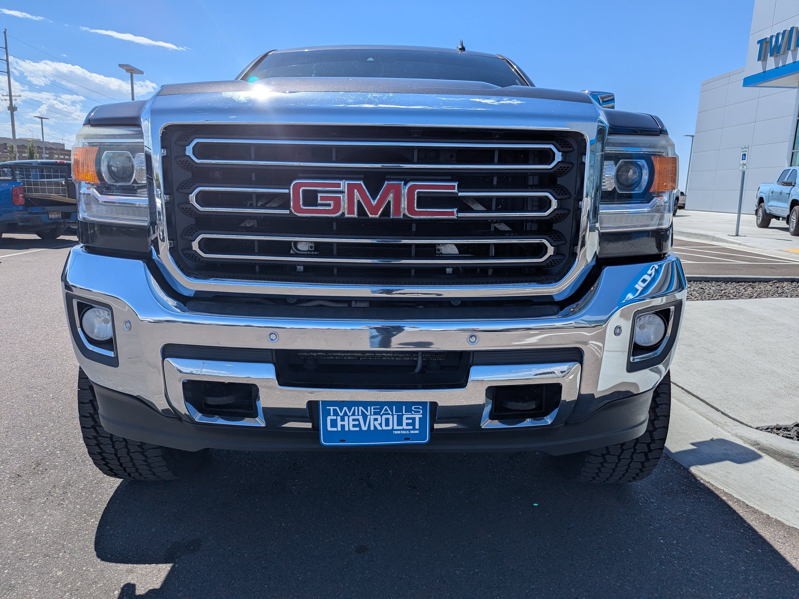 Used 2015 GMC Sierra 3500 SLT AWD/4WD image 5