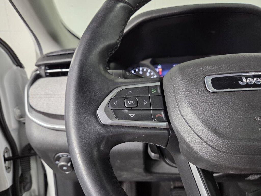 Used 2022 Jeep Compass Latitude AWD/4WD image 18