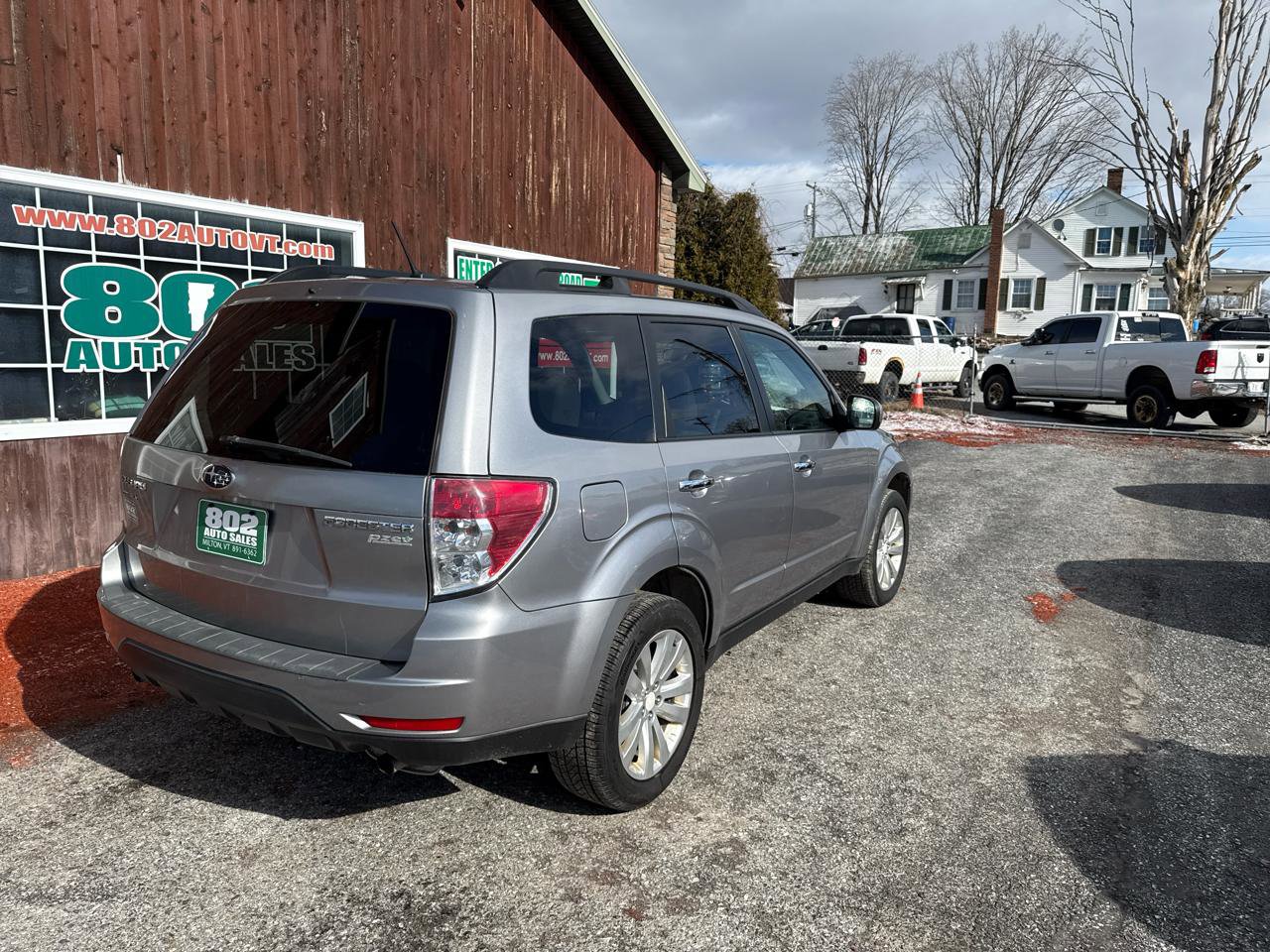 Used 2011 Subaru Forester 2.5X Limited image 9