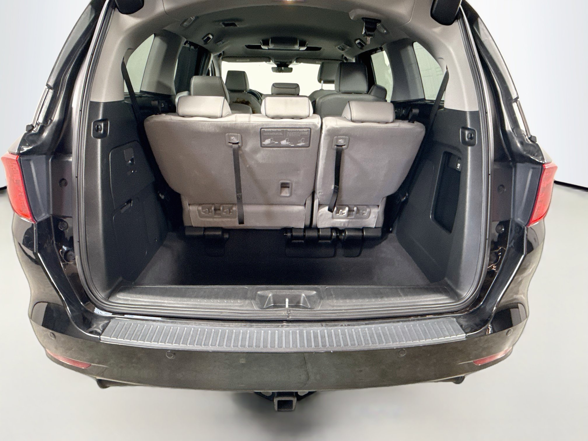 Used 2021 Honda Odyssey Elite image 25