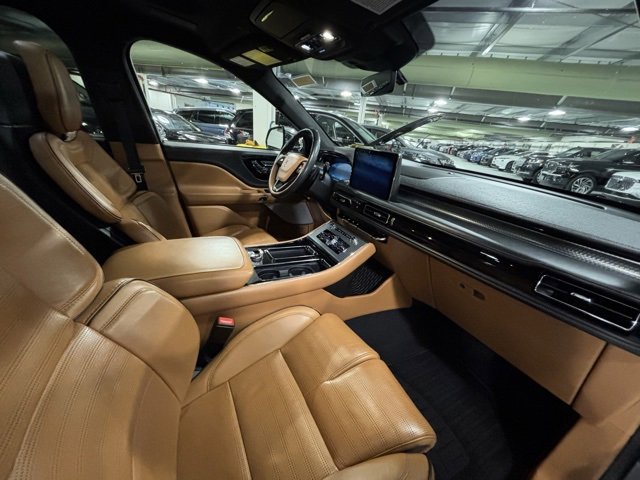 Used 2022 Lincoln Aviator Black Label w/ Dynamic Handling Package image 17