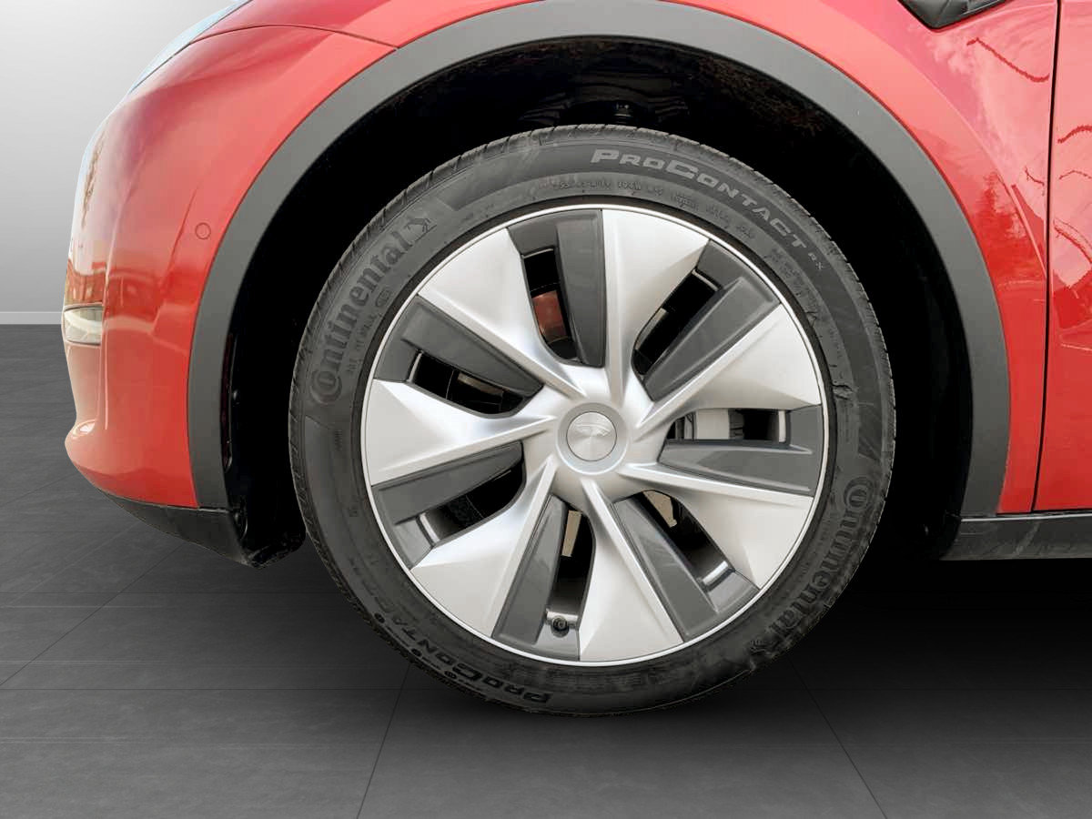 Used 2021 Tesla Model Y Long Range AWD/4WD image 10