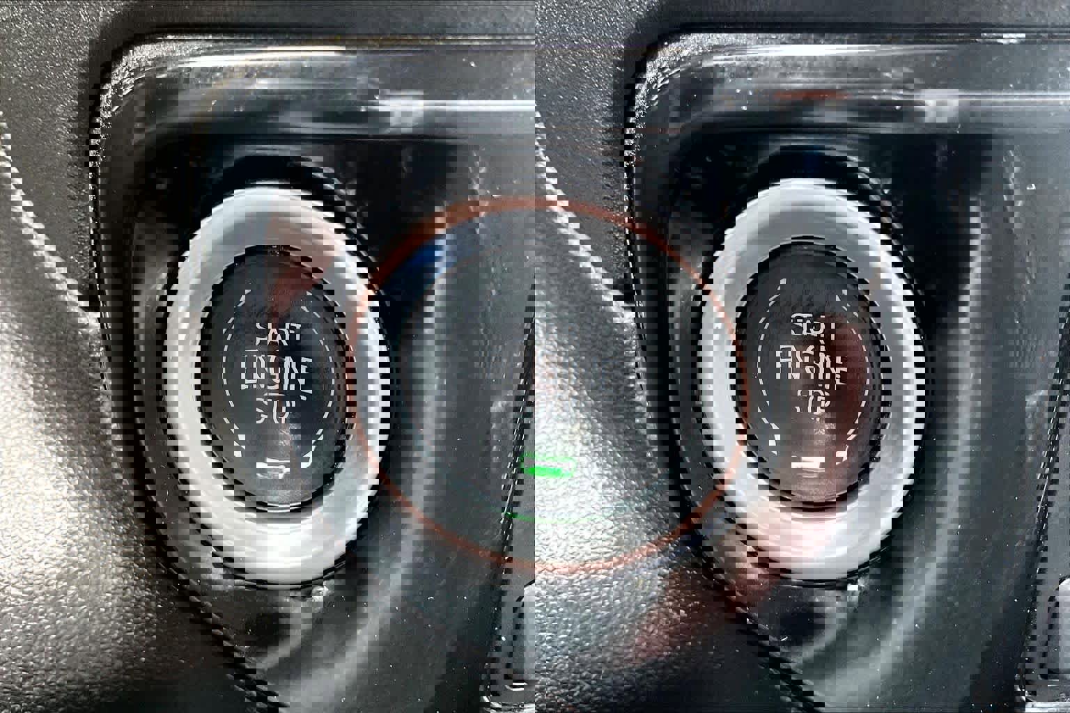 Used 2025 Chevrolet Silverado 1500 LT image 30