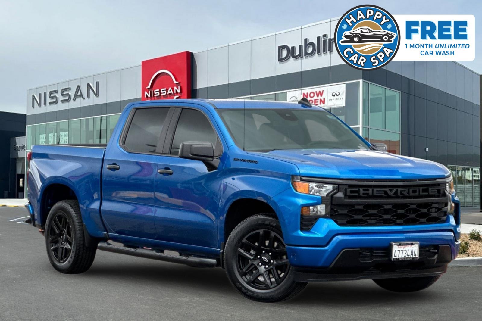 Used 2024 Chevrolet Silverado 1500 Custom w/ Turbomax Blackout Package RWD image 1