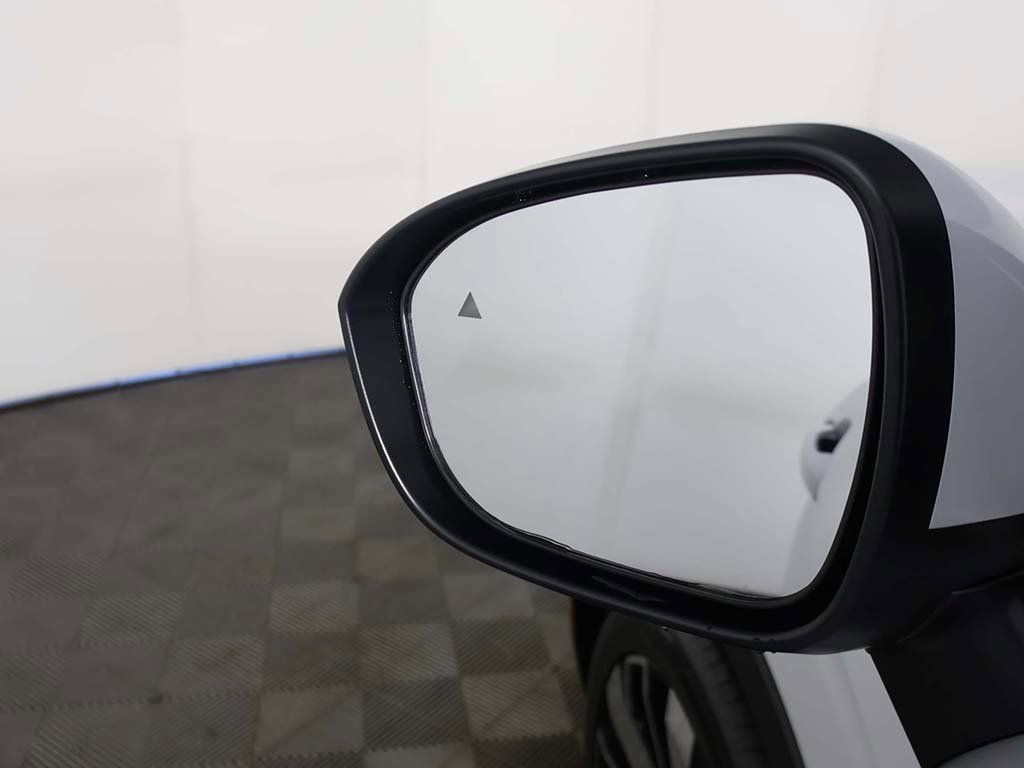 New 2026 Mitsubishi Outlander SEL image 42