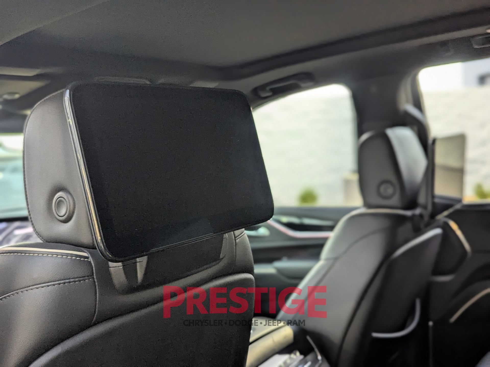 Used 2023 Cadillac Escalade Sport AWD/4WD image 28