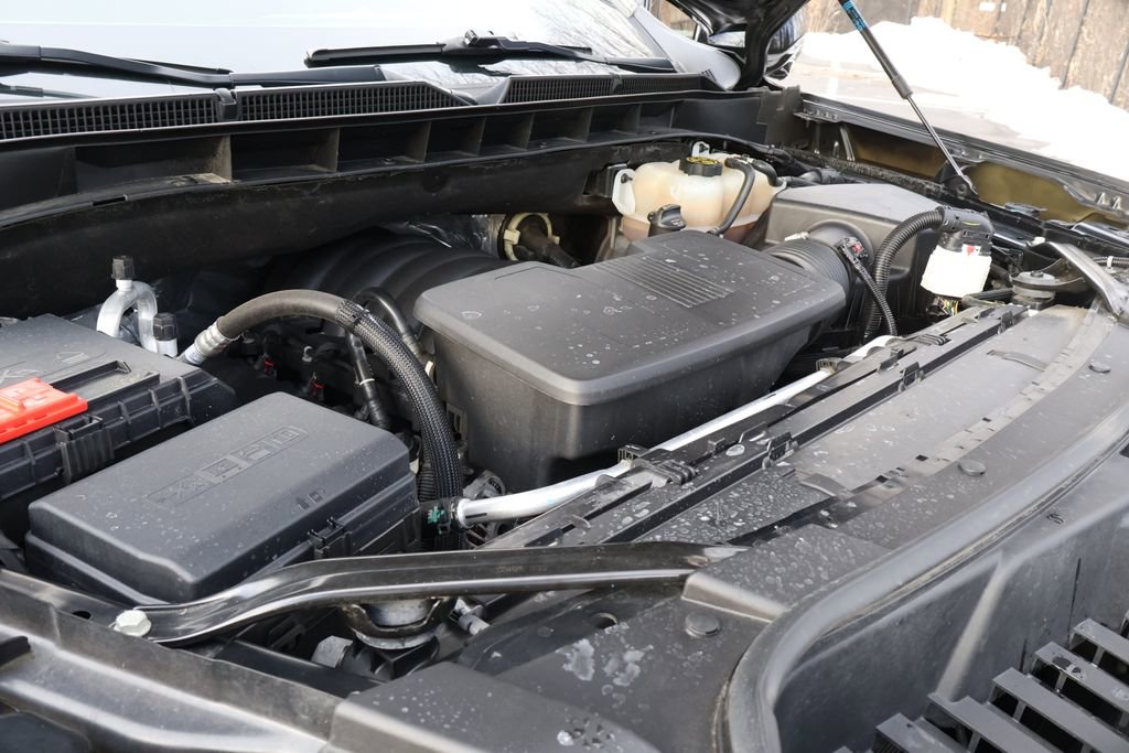 Used 2023 Cadillac Escalade Sport Platinum w/ LPO, ONYX Package image 14