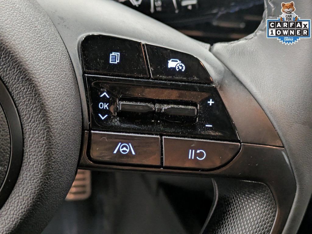 Certified 2025 Hyundai Elantra Sport image 19