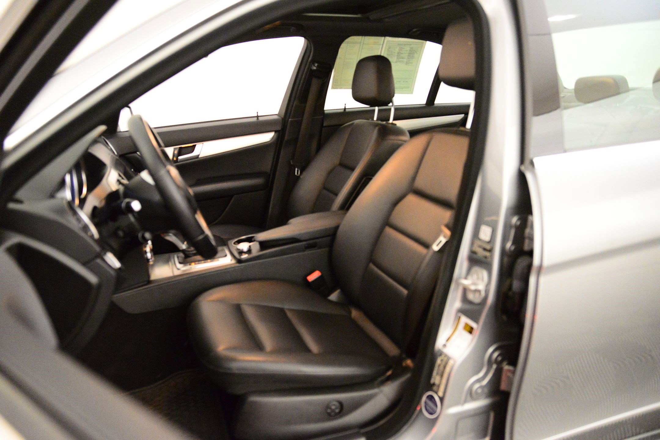 Used 2013 Mercedes-Benz C 300 C 300 Sport image 4