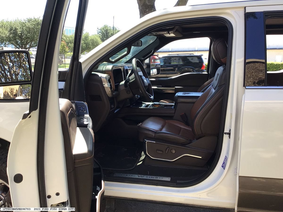 Used 2023 Ford F350 King Ranch w/ FX4 Off-Road Package AWD/4WD image 8