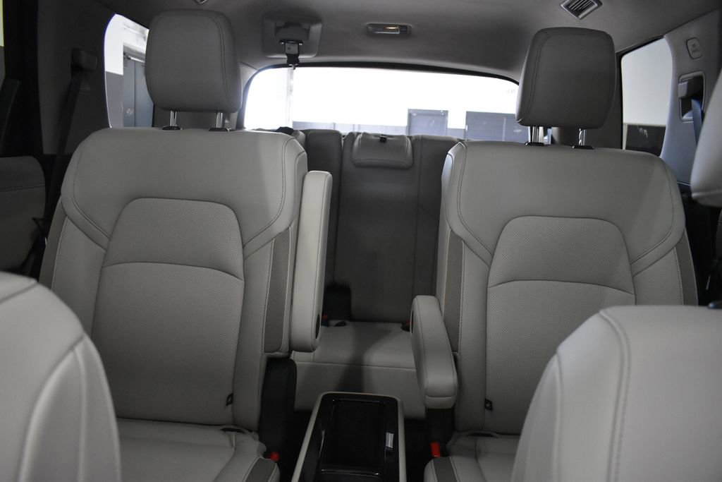 New 2026 Nissan Pathfinder SL AWD/4WD image 31