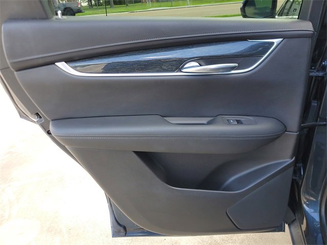 Used 2020 Cadillac XT5 Premium Luxury image 15