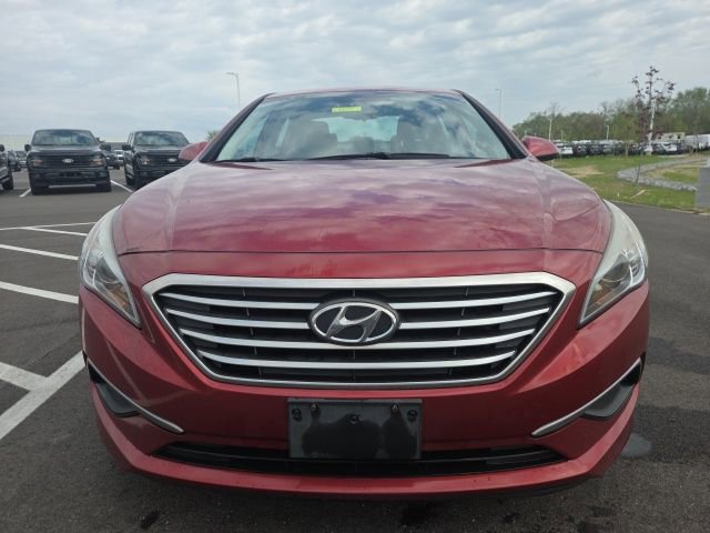 Used 2016 Hyundai Sonata SE FWD image 3