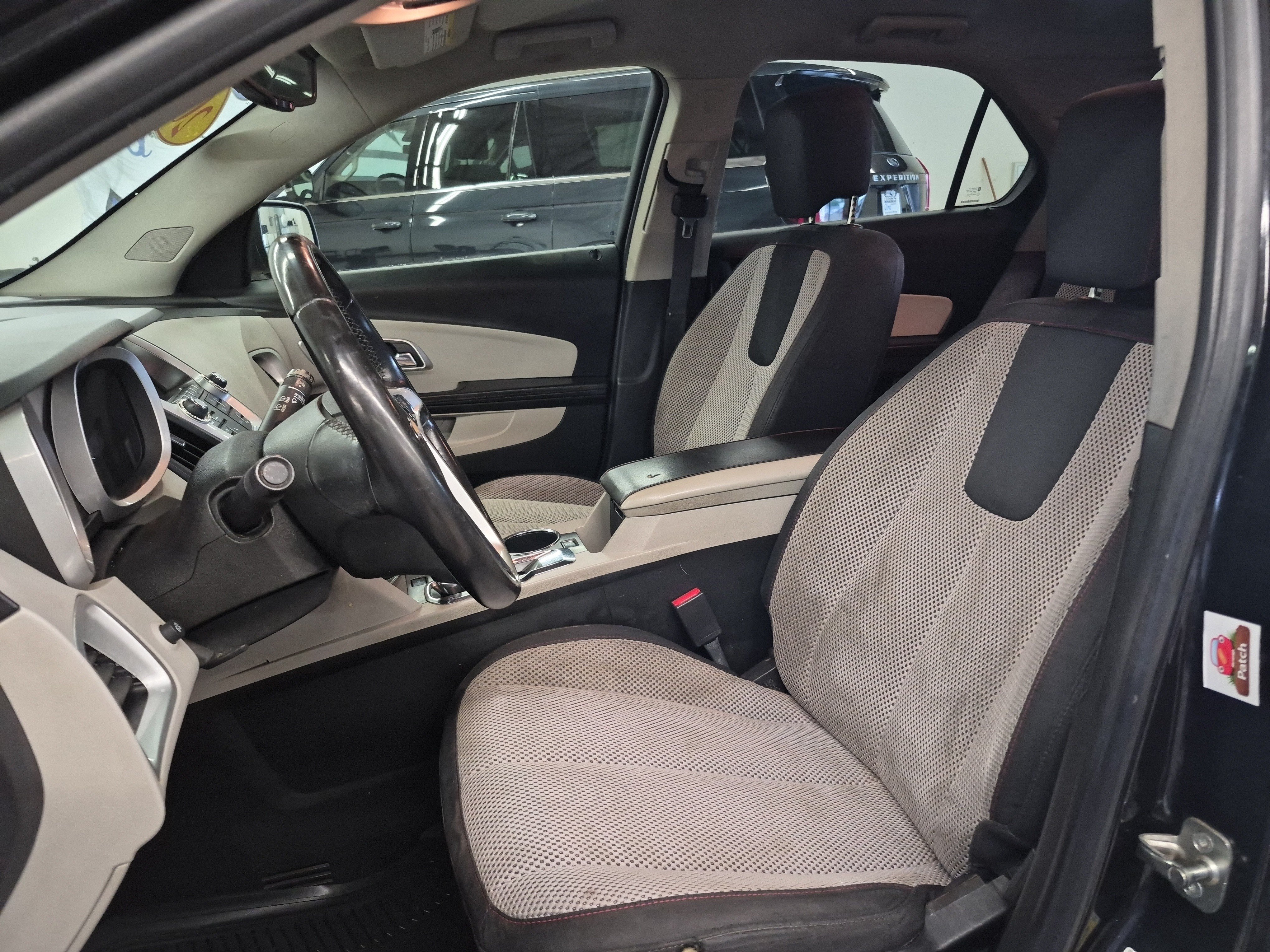 Used 2015 Chevrolet Equinox LT w/ Driver Convenience Package FWD image 10