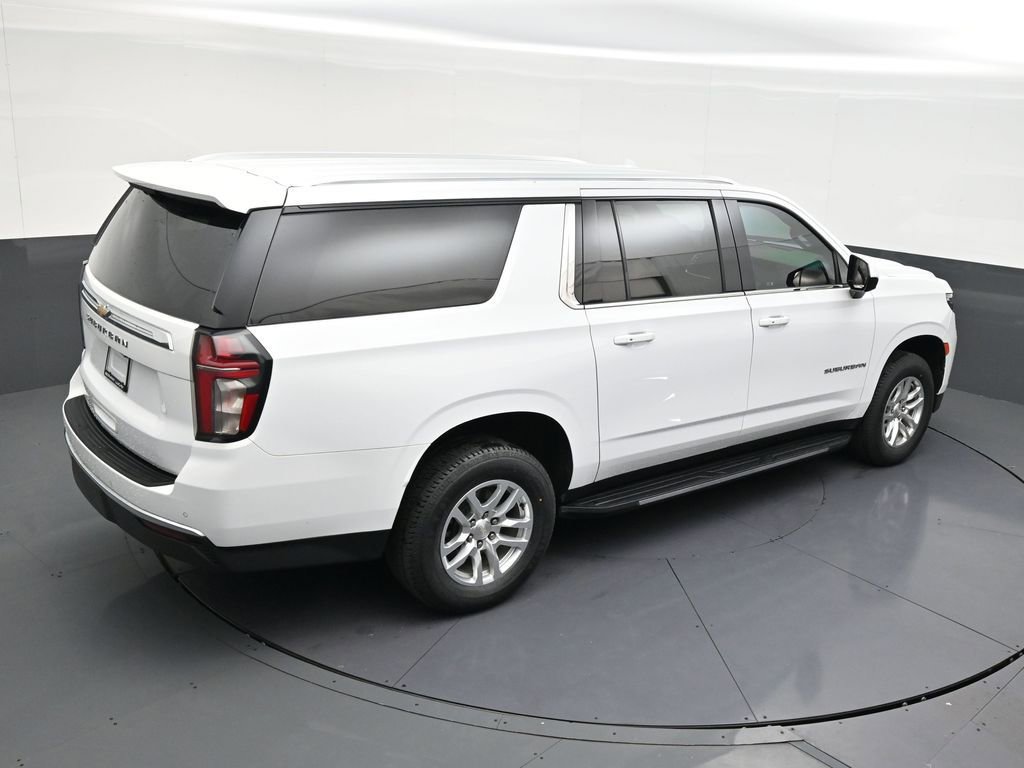Used 2022 Chevrolet Suburban LS image 16