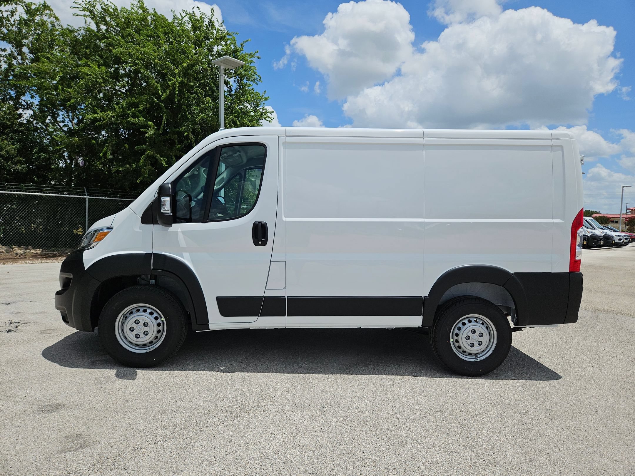 New 2026 RAM ProMaster 1500 FWD image 6