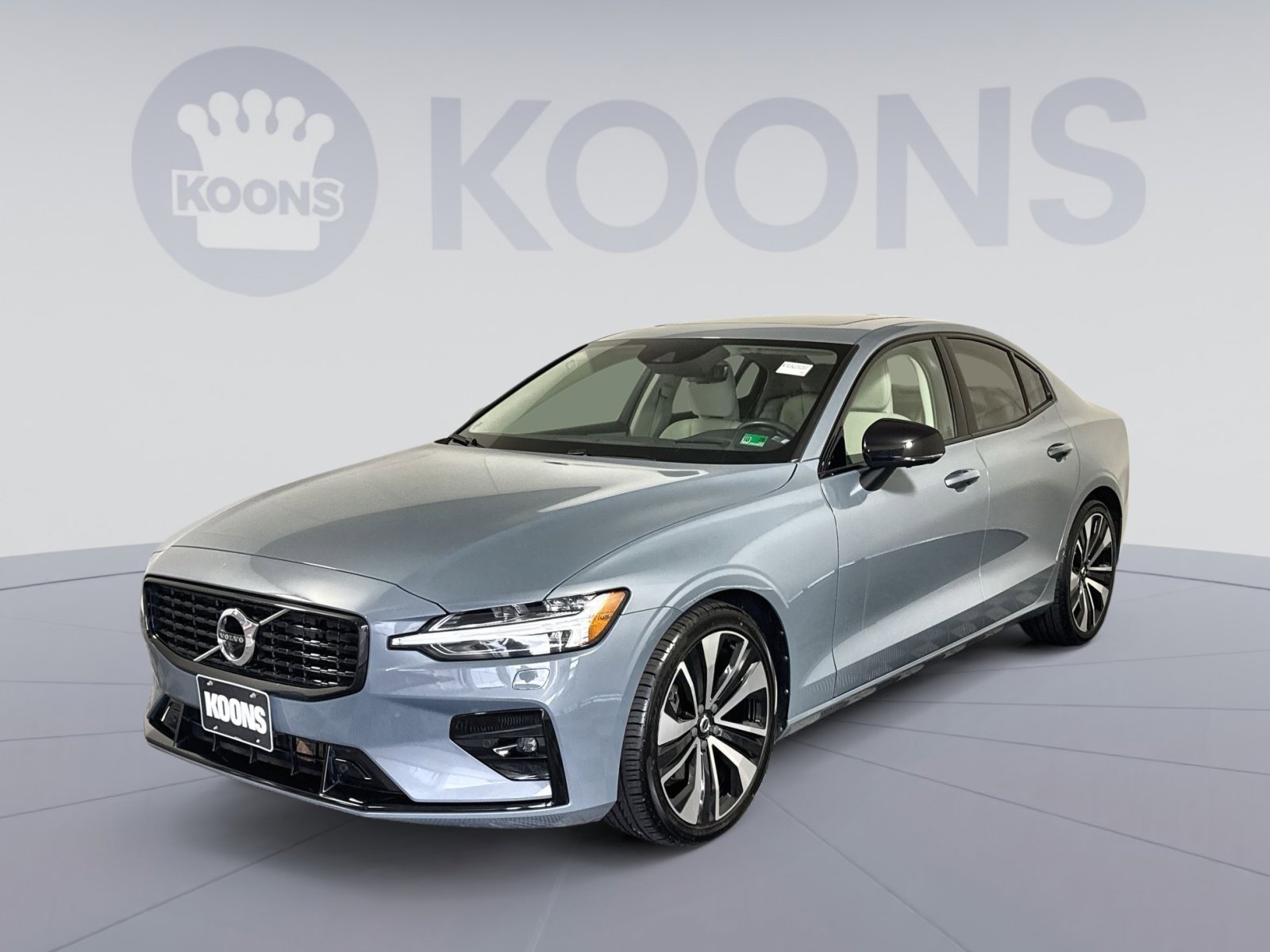 Used 2022 Volvo S60 B5 Momentum w/ Advanced Package