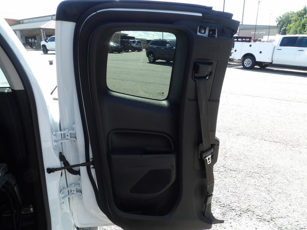 Used 2022 Chevrolet Colorado LT w/ Fleet Safety Package RWD image 27