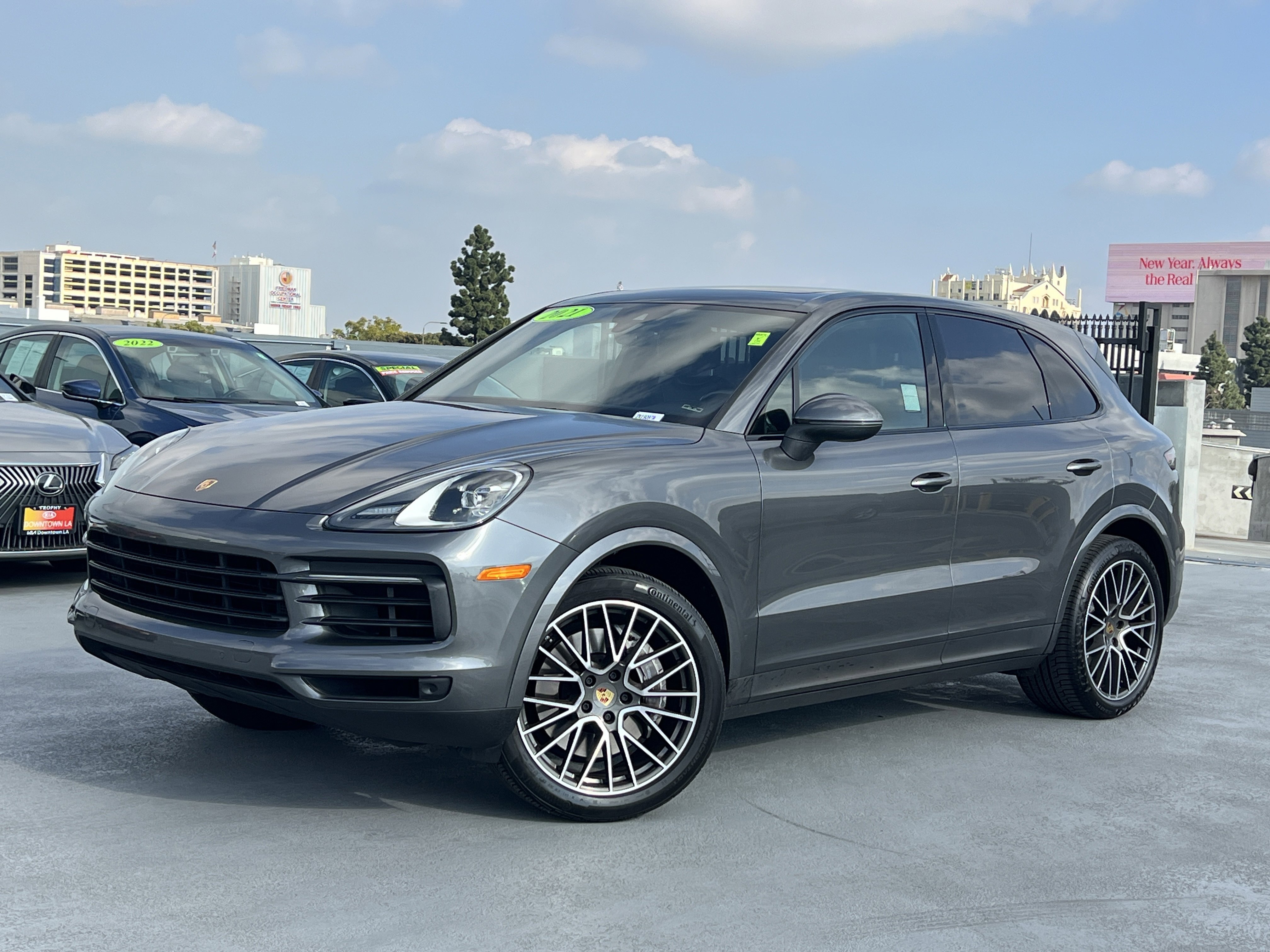 Used 2021 Porsche Cayenne image 2