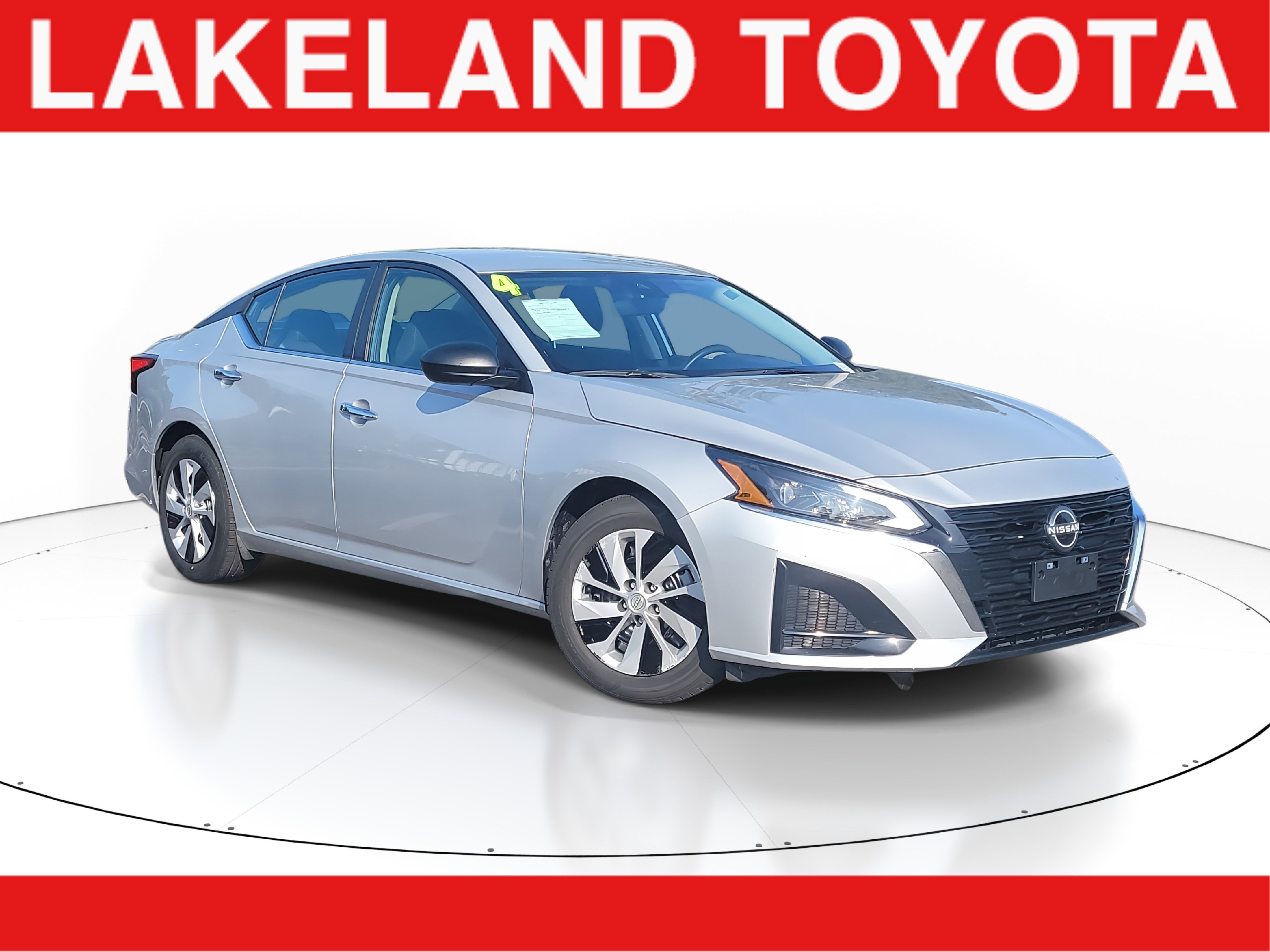 Used 2024 Nissan Altima 2.5 S image 1