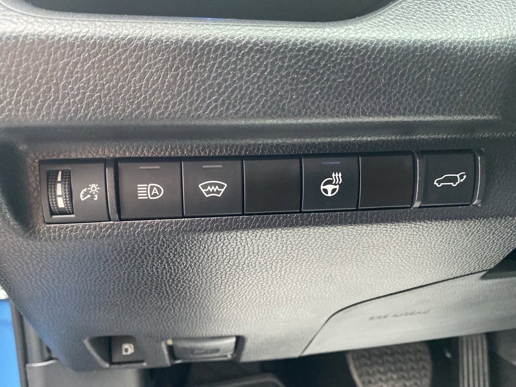 Used 2024 Toyota RAV4 XSE w/ Weather Package image 25