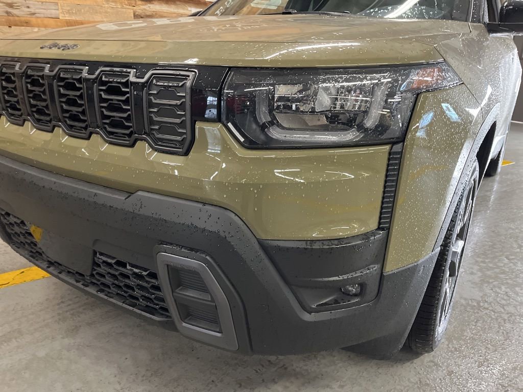 New 2026 Jeep Cherokee Overland image 10