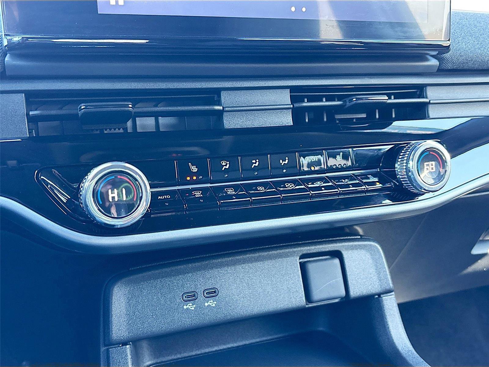 Certified 2024 Honda Prologue EX image 19