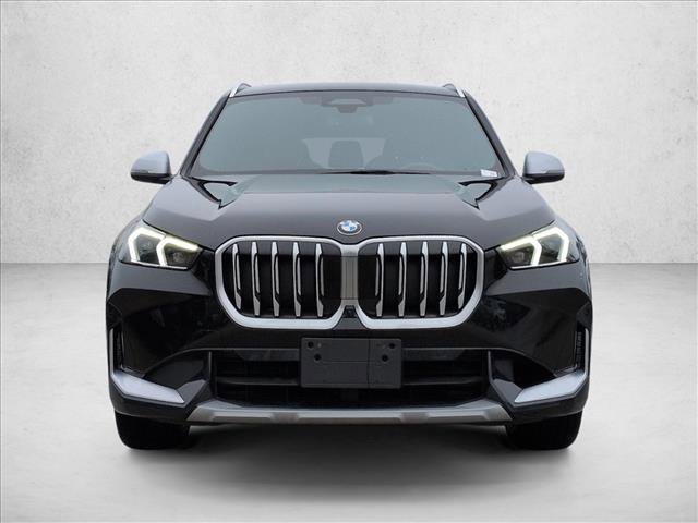 Used 2023 BMW X3 xDrive30i w/ Premium Package w/ZPA image 2