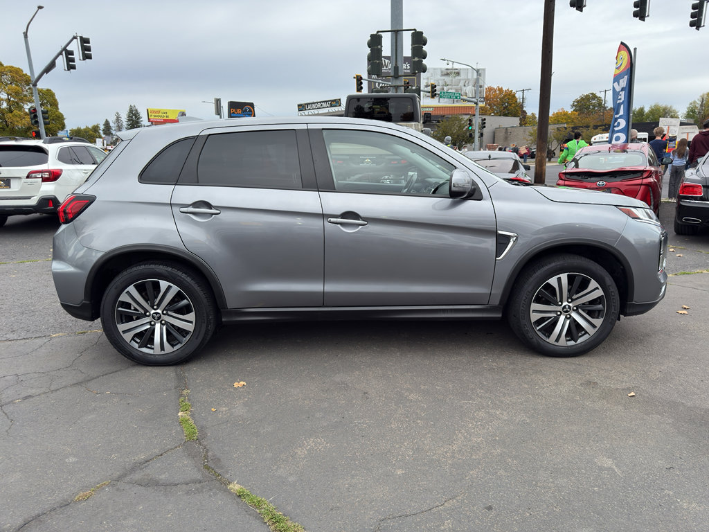 Used 2020 Mitsubishi Outlander Sport ES image 6
