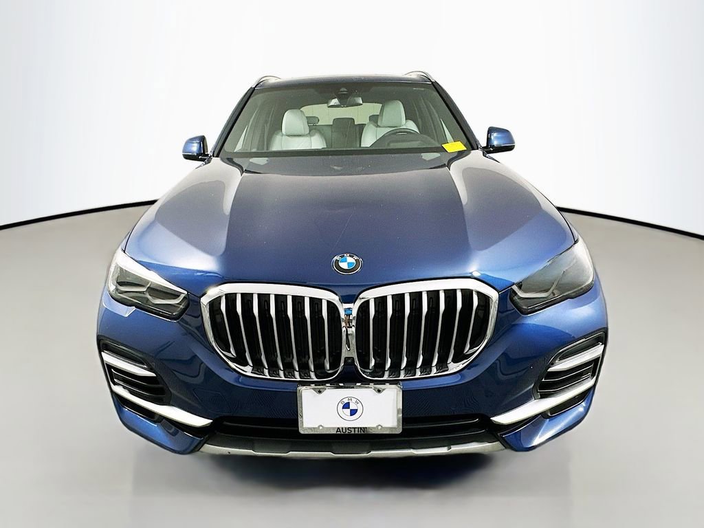 Used 2023 BMW X5 xDrive40i w/ Premium Package image 2