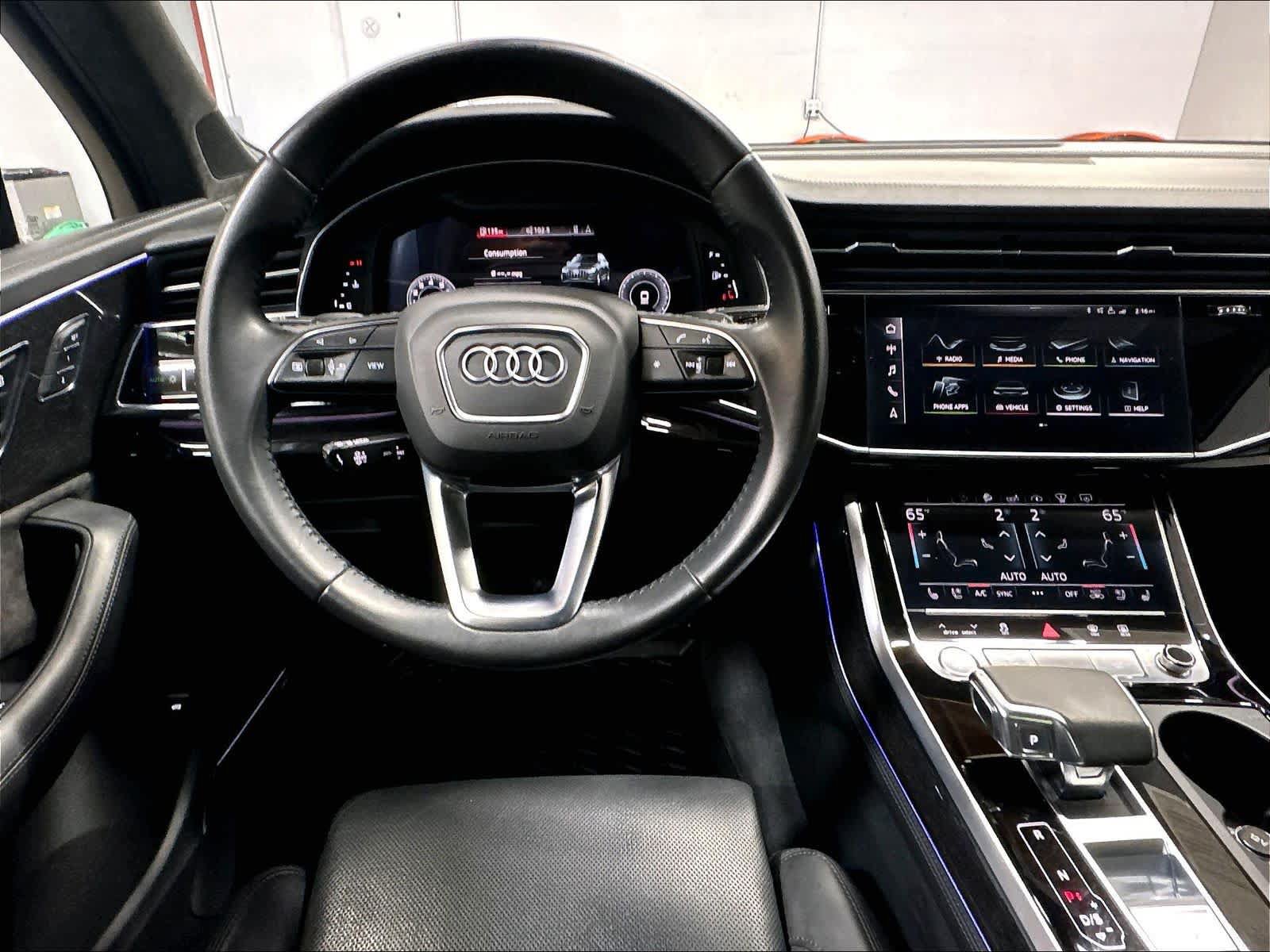 Used 2020 Audi Q7 3.0T Prestige w/ Prestige Package AWD/4WD image 9