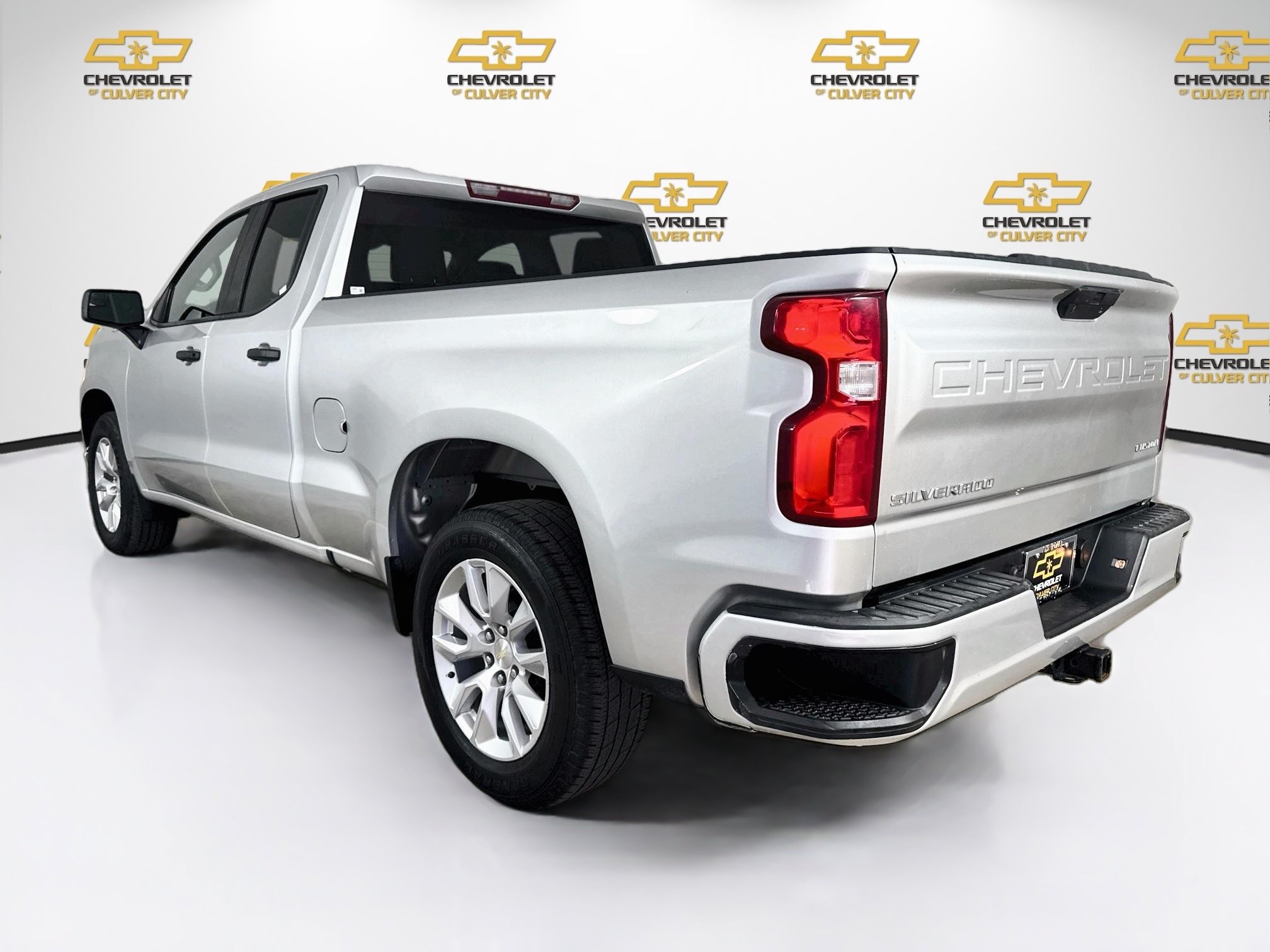 Used 2022 Chevrolet Silverado 1500 Custom RWD image 6