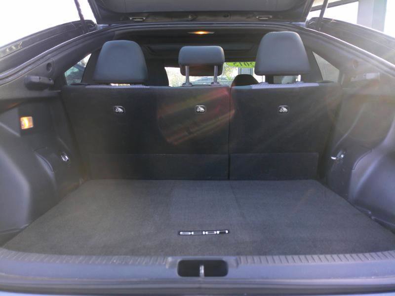 Used 2015 Scion tC FWD image 9