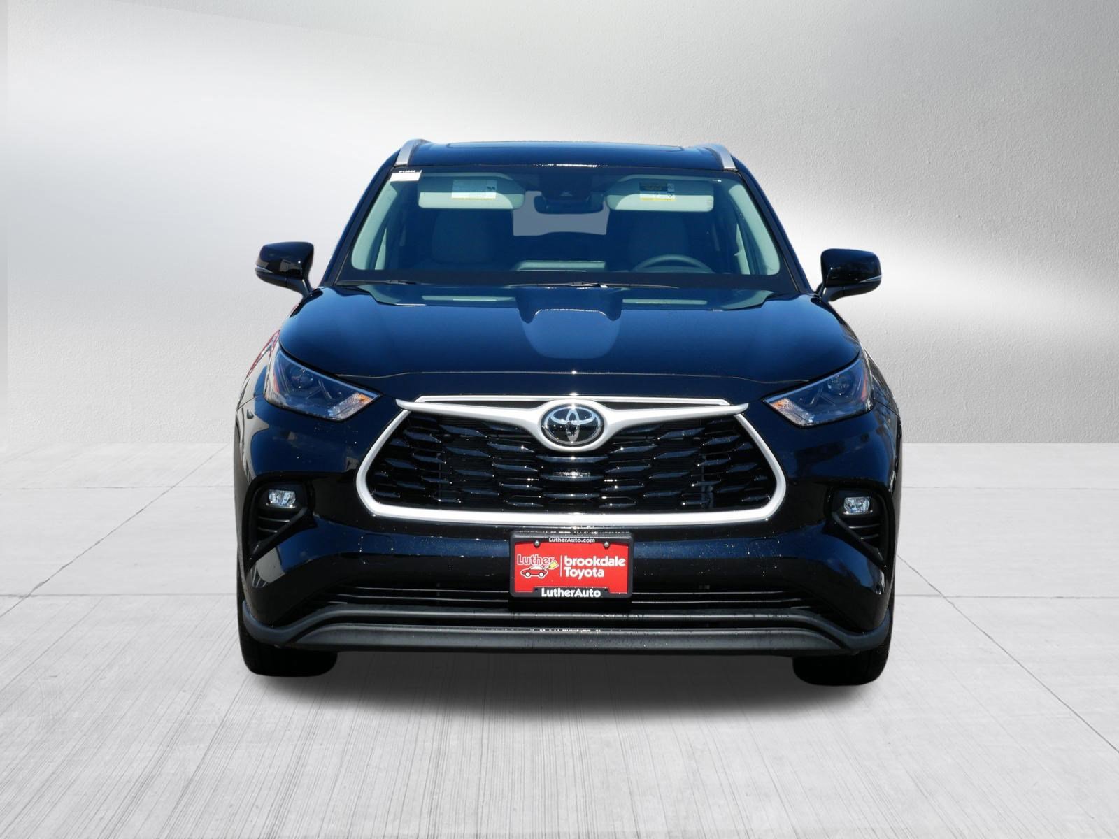 Certified 2026 Toyota Highlander XLE AWD/4WD video 2