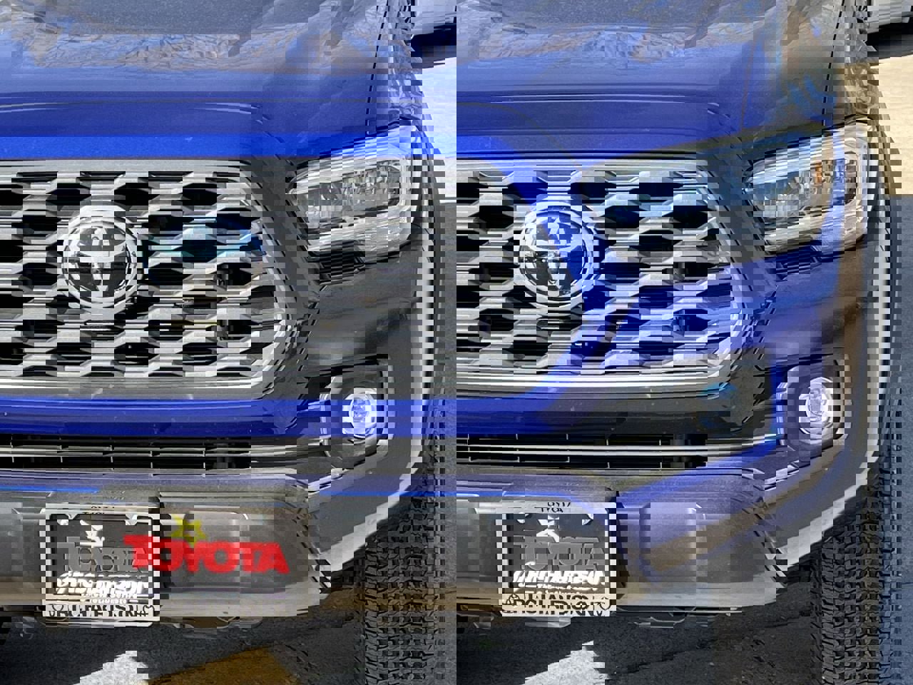 Used 2023 Toyota Tacoma TRD Off-Road image 8