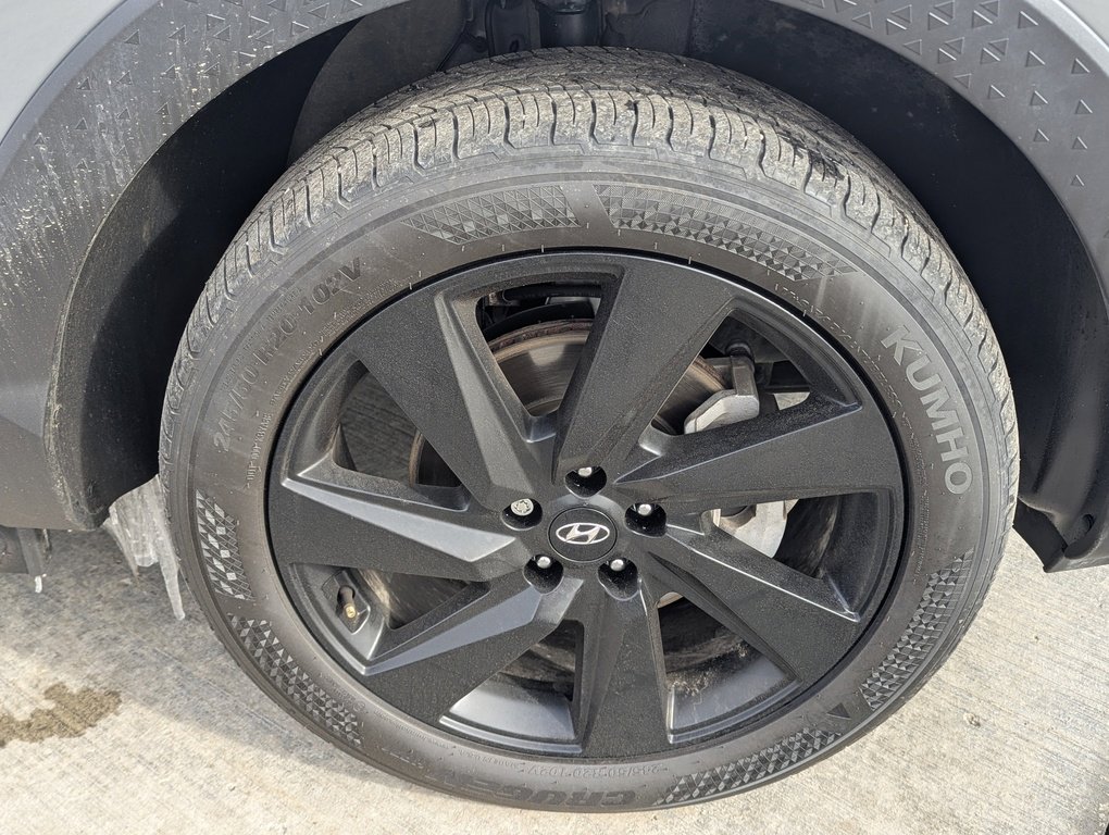 Used 2024 Hyundai Santa Cruz Night image 17