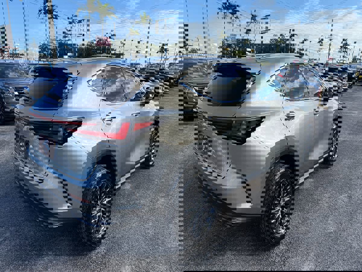 Used 2024 Lexus NX 350h NX 350h Premium AWD image 9