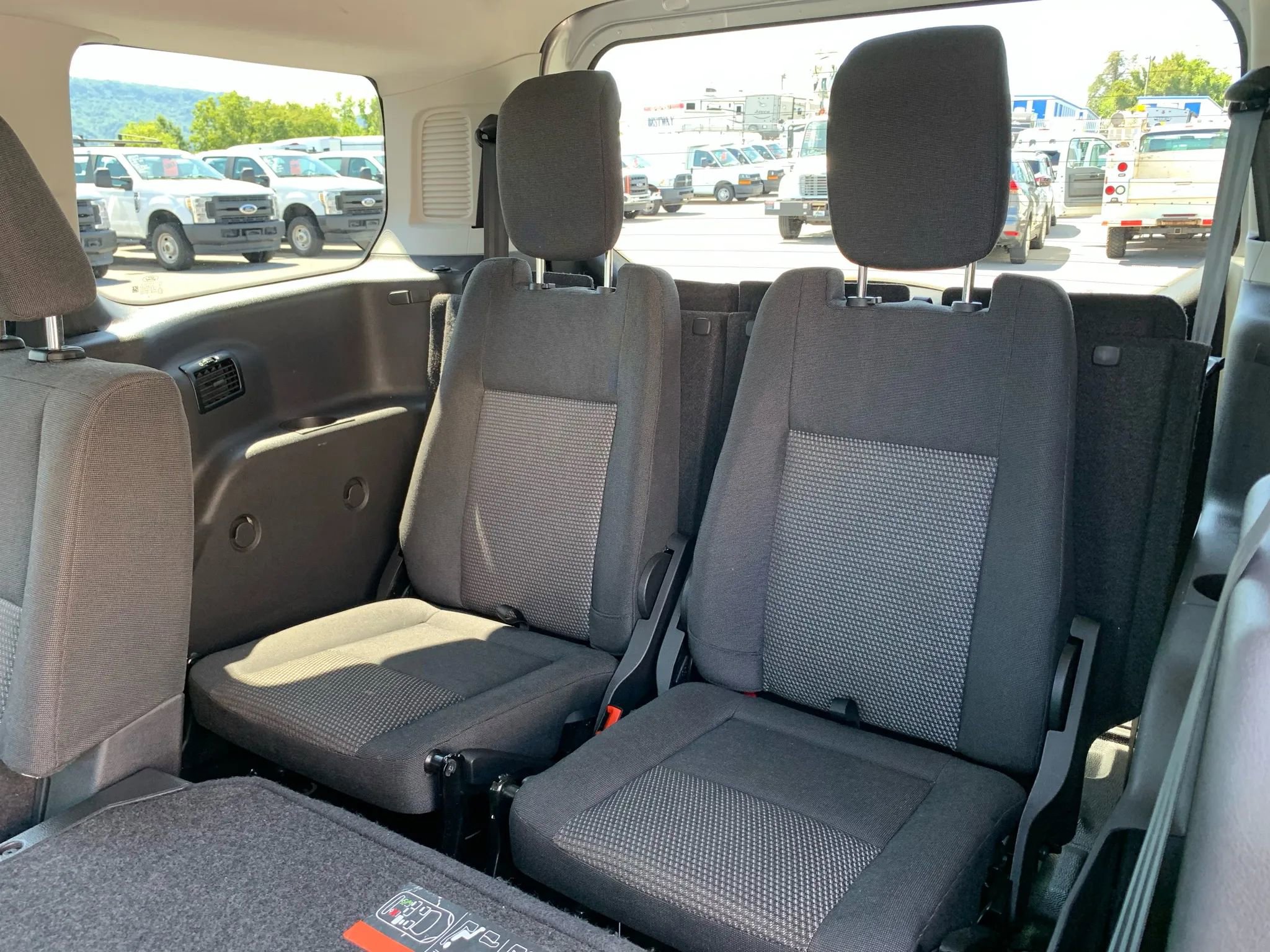 Used 2016 Ford Transit Connect XL image 27