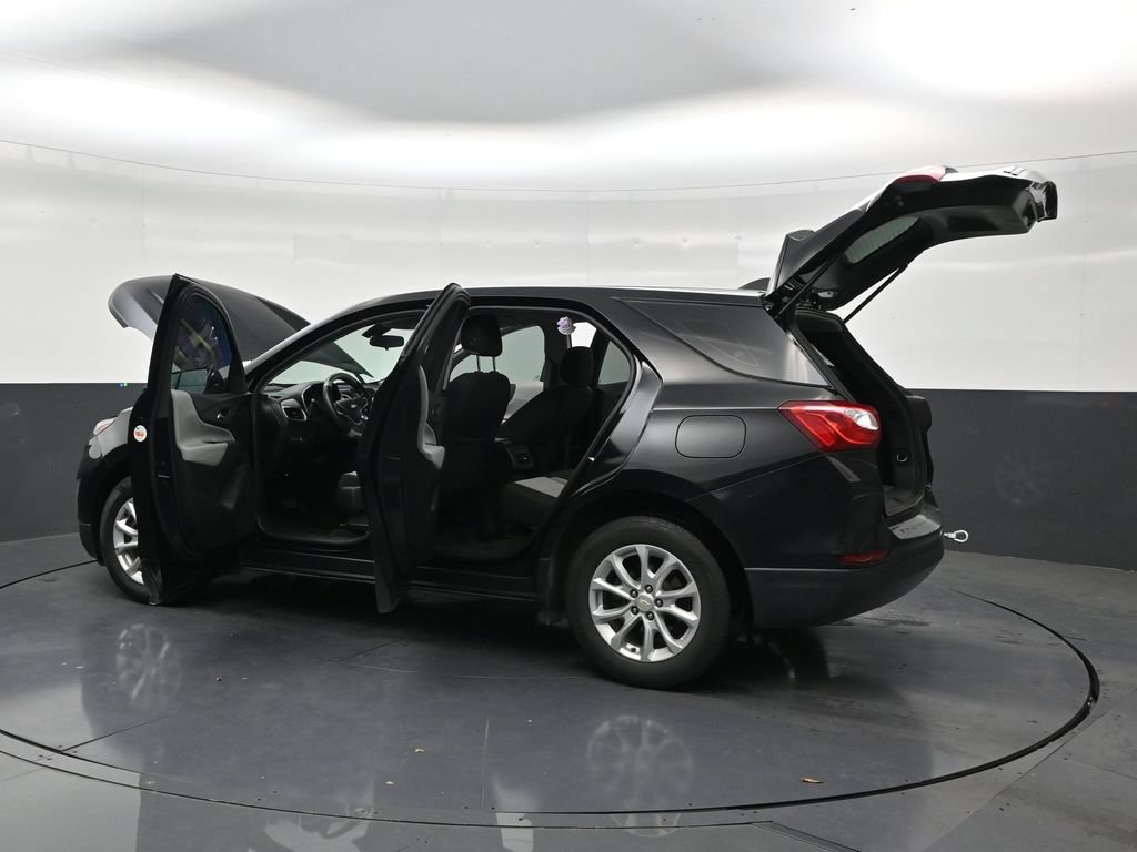 Used 2019 Chevrolet Equinox LS FWD image 30