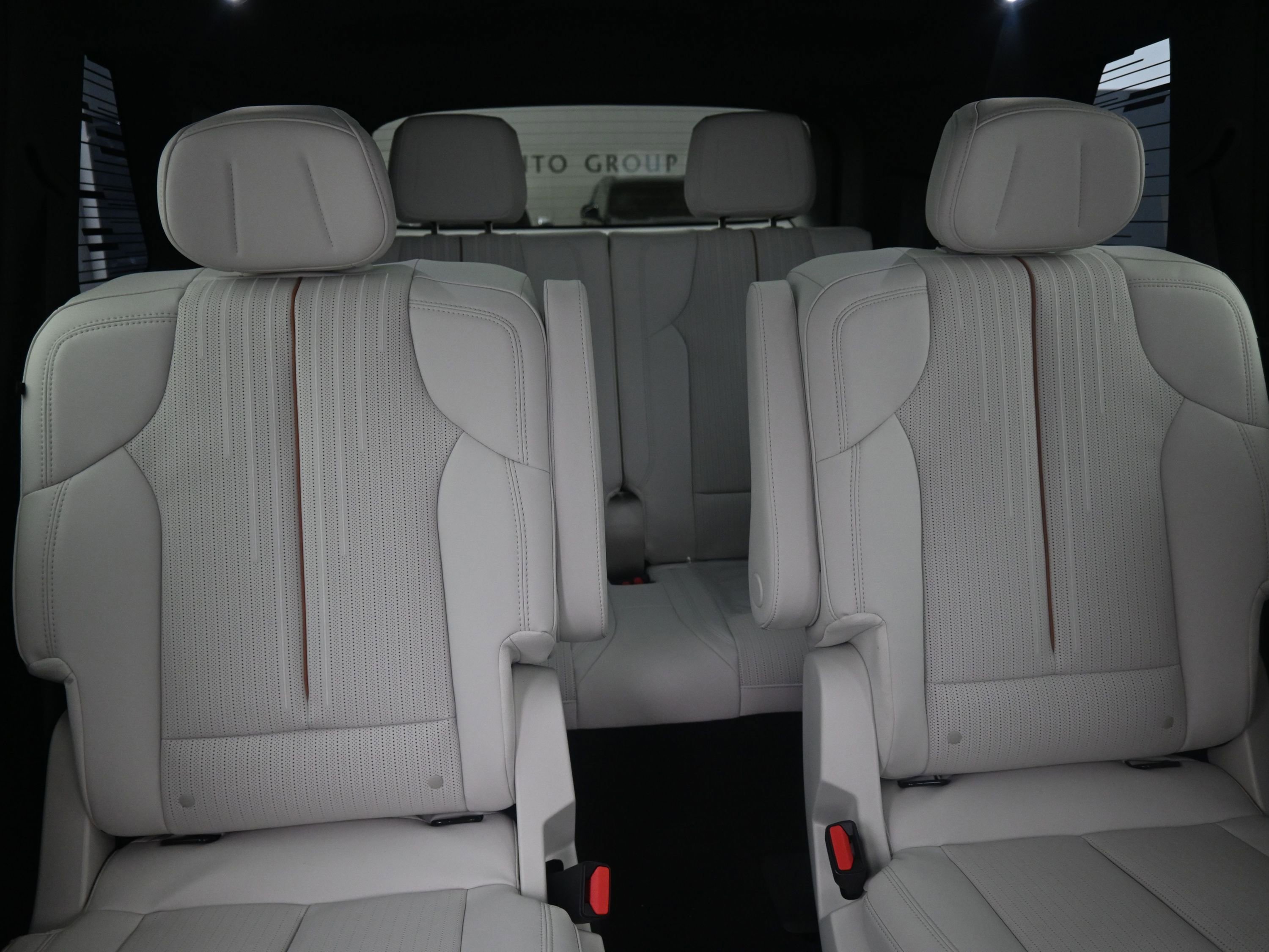 New 2026 Cadillac Vistiq Luxury w/ LPO, Floor Liner Package image 14
