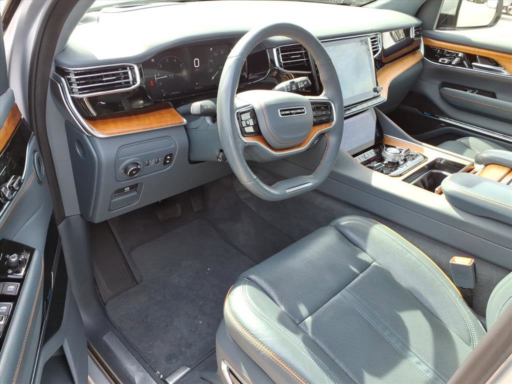 Used 2022 Jeep Grand Wagoneer Series II w/ Convenience Group III image 15