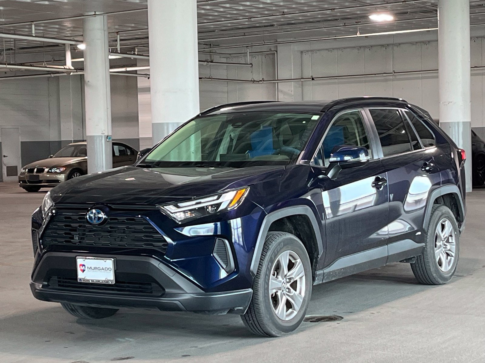 Used 2023 Toyota RAV4 XLE w/ Convenience Package AWD/4WD image 4