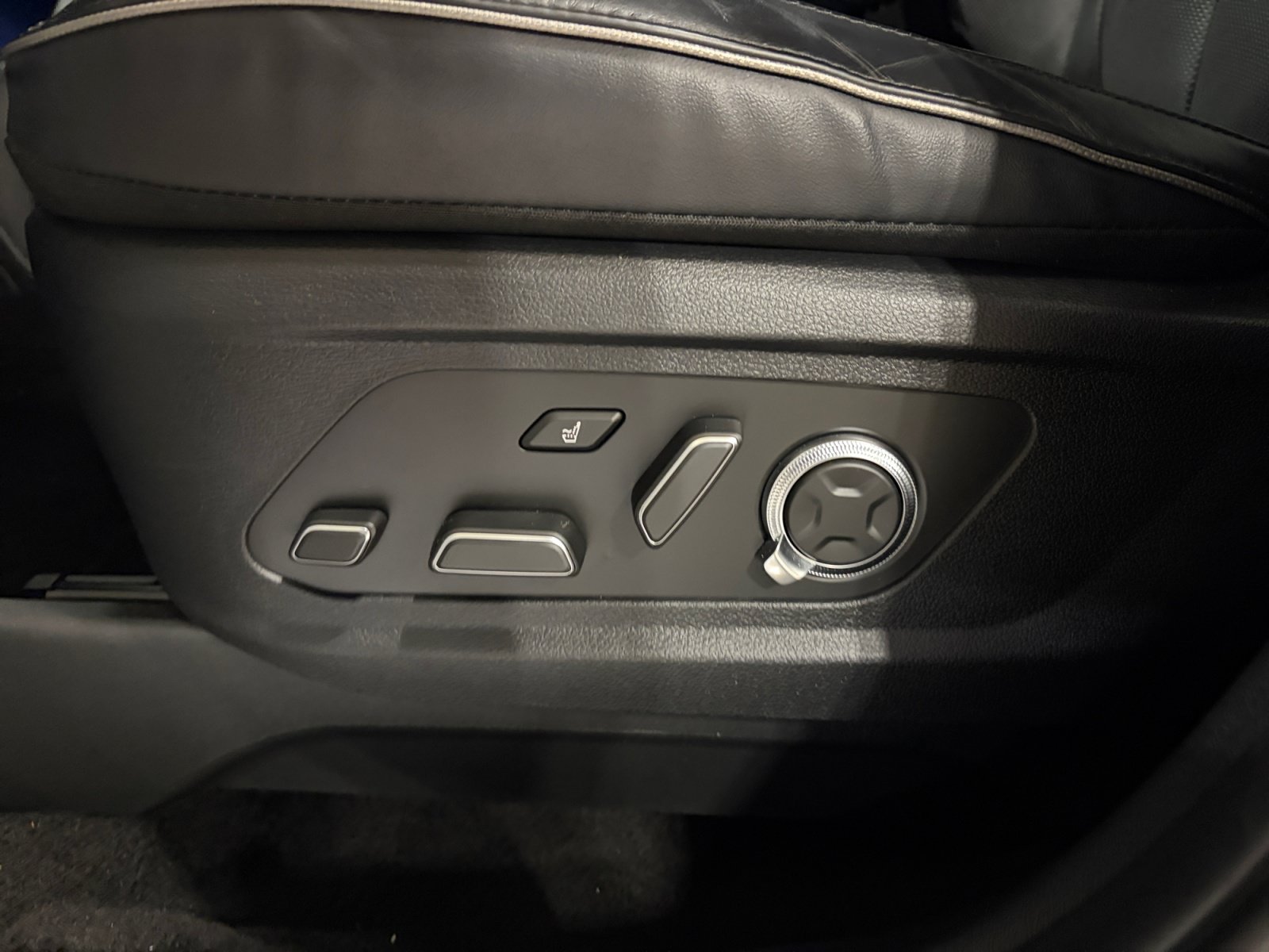 Used 2023 Hyundai Palisade Calligraphy AWD/4WD image 15